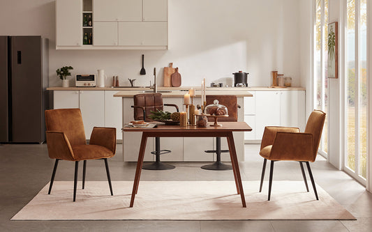 How to Select Luxury Dining Room Chairs?