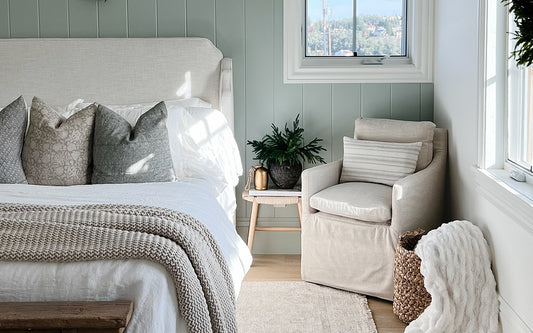 advantages of casual rolling dining chair